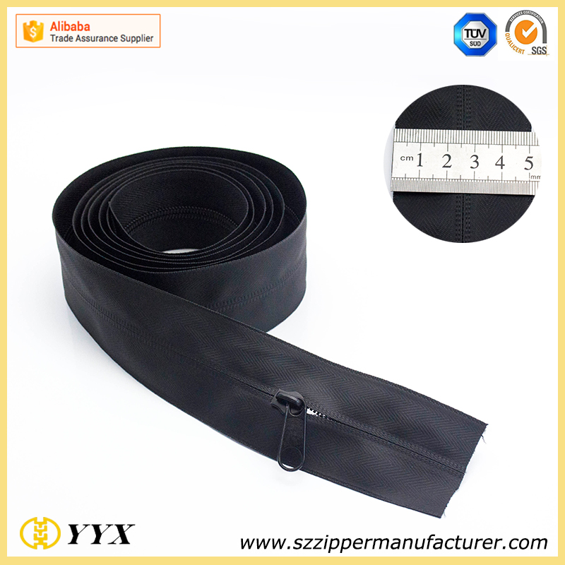 hot sale and high quality screen printing nylon waterproof zippers