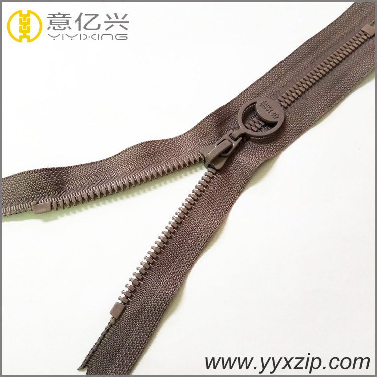 good quality fashion design derlin molded plastic zipper