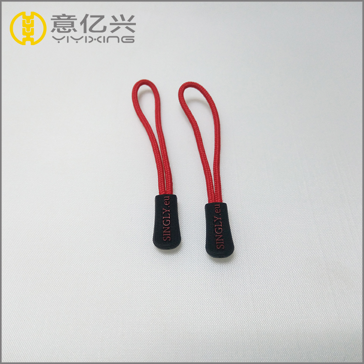 High quality customized logo rubber pvc cord puller